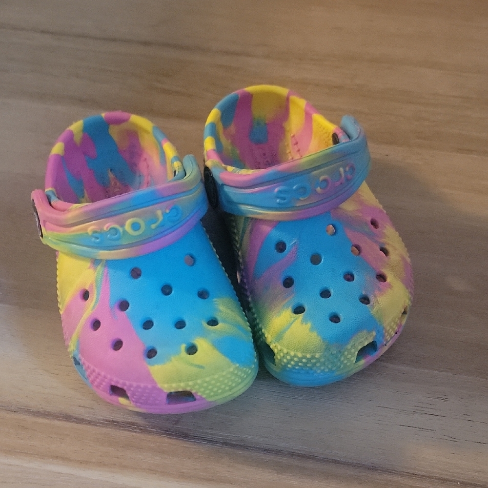 CROCS Blue and Pink Sandals Vibrant Perforated Design
